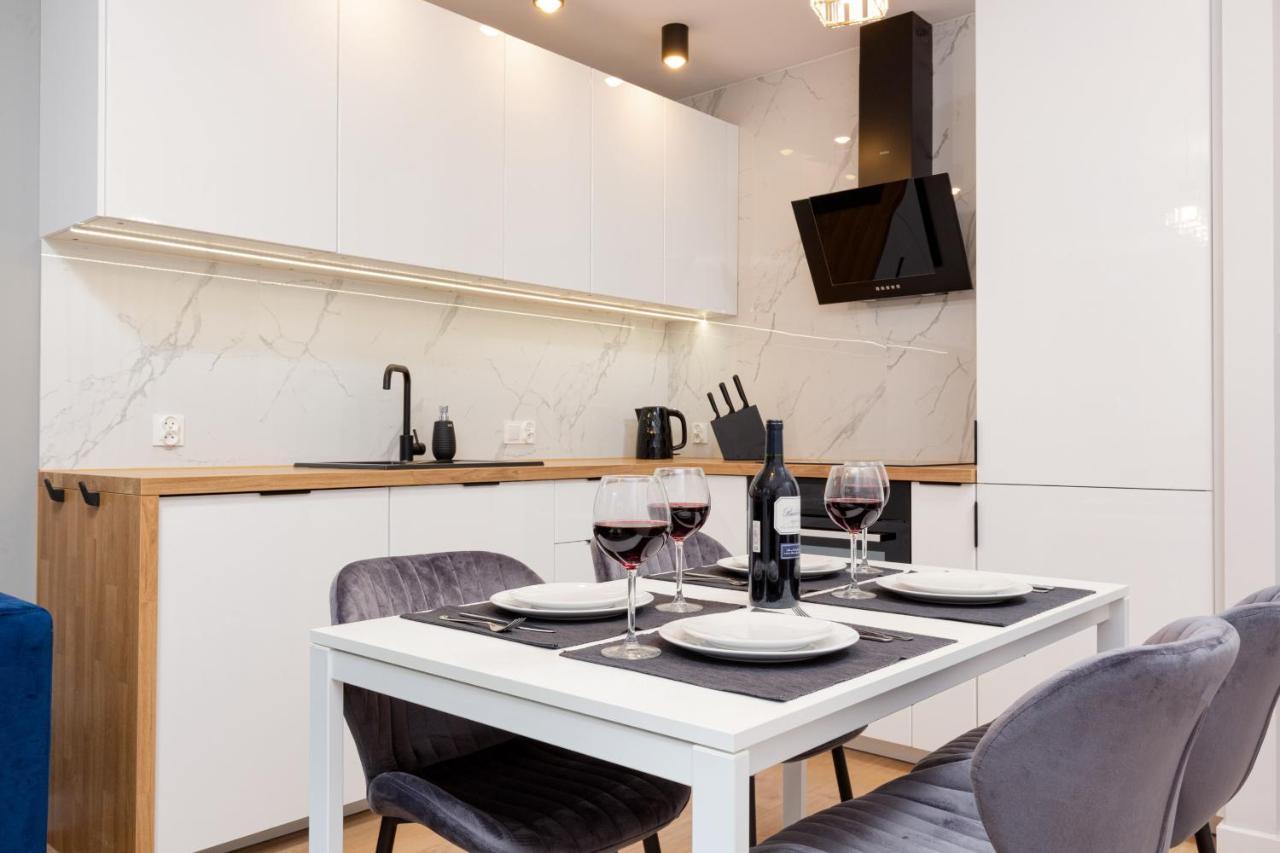 Beautiful Two-Bedroom Apartment Warsaw Bielany By Noclegi Renters Екстериор снимка