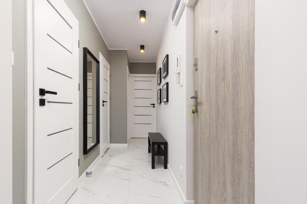 Beautiful Two-Bedroom Apartment Warsaw Bielany By Noclegi Renters Екстериор снимка